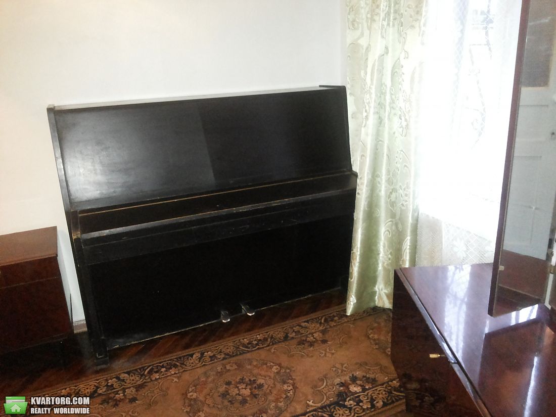 Rent out 2-room apartment. Киев,  Ижакевича — photo 8