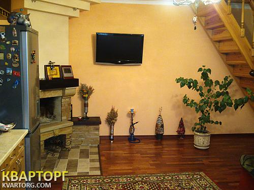 Rent out house. Киев,  Богатырская — photo 4