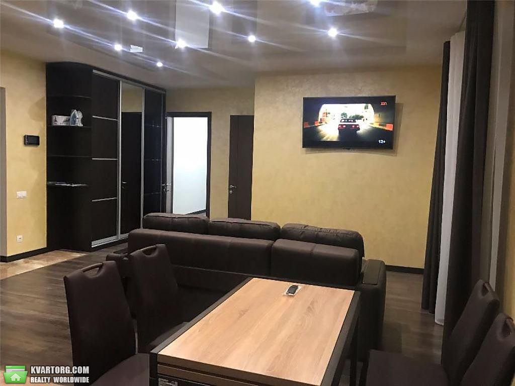 Rent out 3-room apartment. Киев, Бажова — photo 4