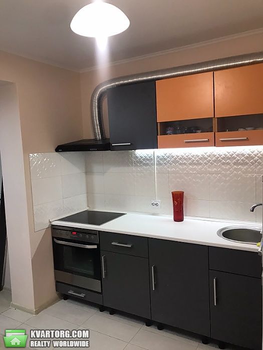 Sell 2-room apartment. Киев,  Радужная — photo 1