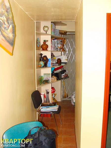 Rent out office. Киев,  Гончара — photo 1
