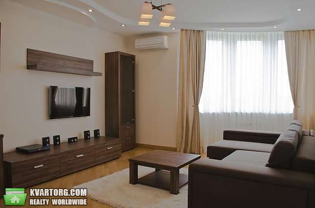Rent out 3-room apartment. Киев,  Днепровская наб — photo 7