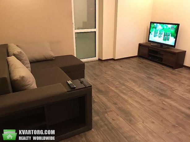 Rent out 1-room apartment. Киев,  Саперно-Слободская — photo 3