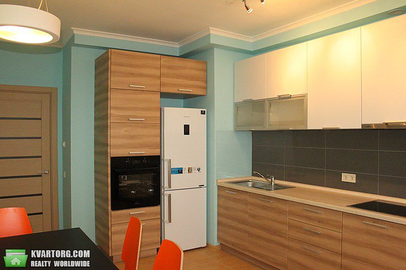Rent out 1-room apartment. Киев,  Ахматовой — photo 1