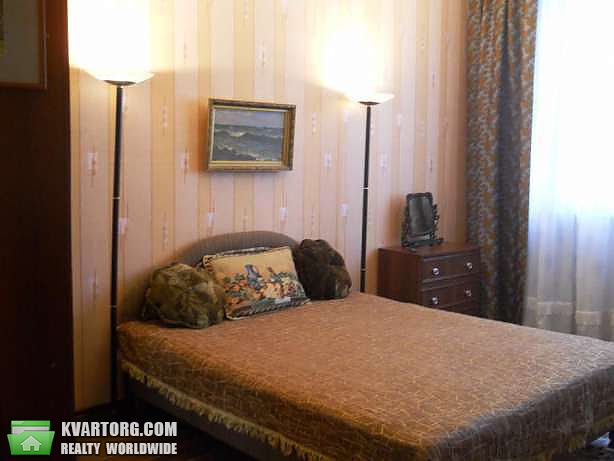 Rent out 2-room apartment. Киев,  Чавдар — photo 1