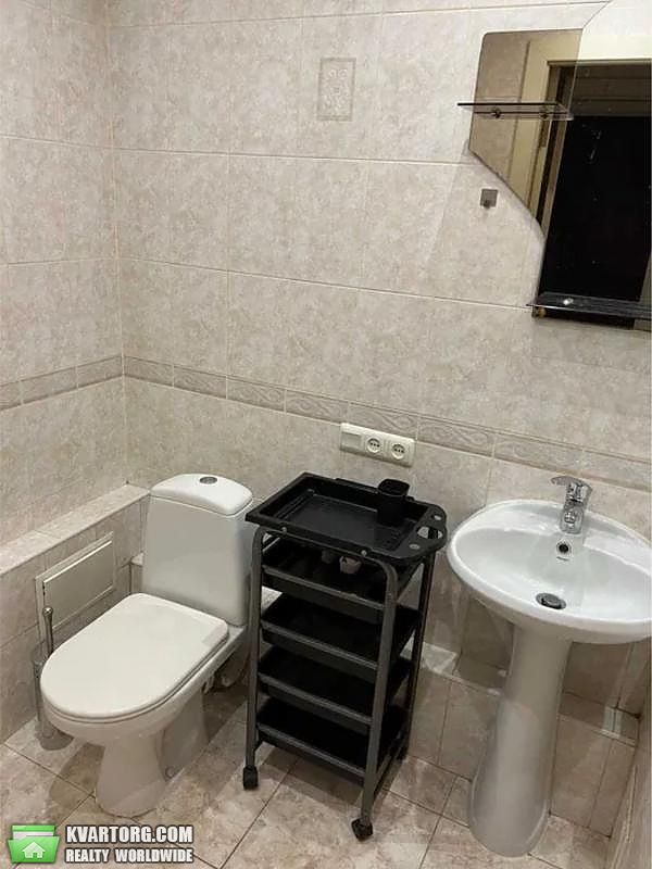 Rent out 2-room apartment. Киев, проспект Берестейский — photo 8
