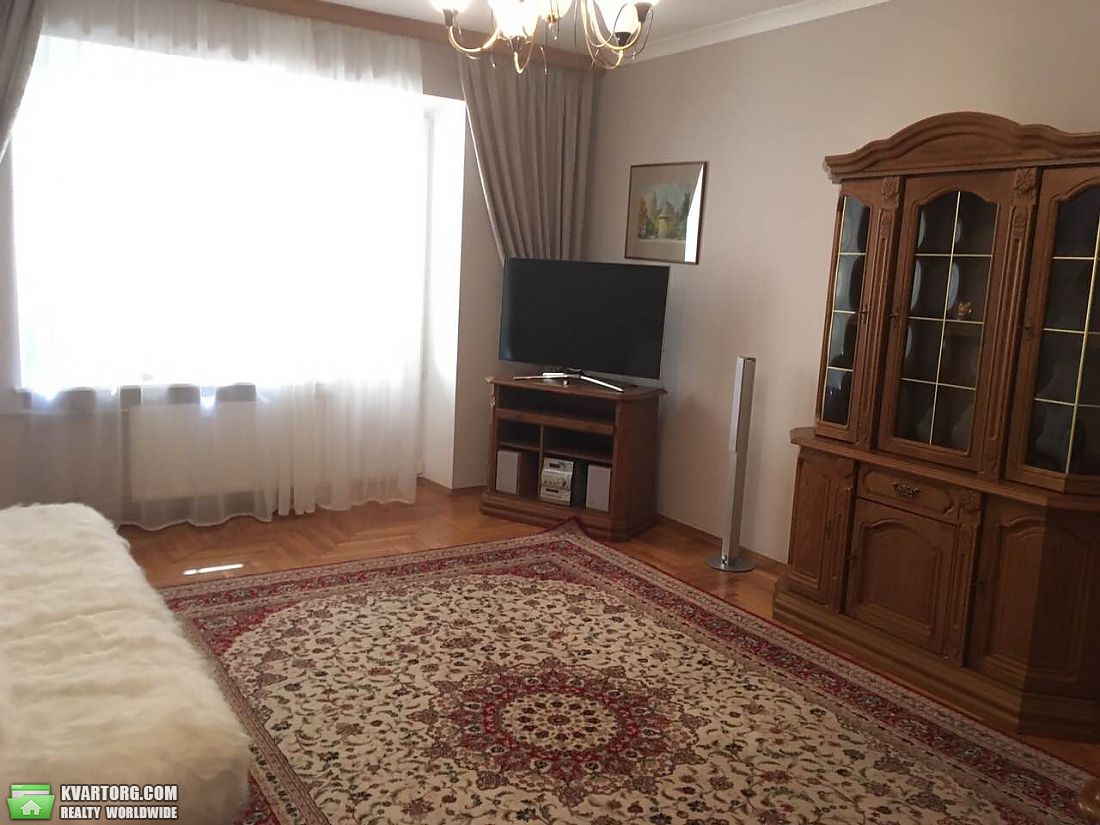 Rent out 3-room apartment. Киев,  Леси Украинки бул — photo 4