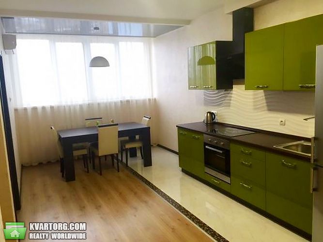 Rent out 2-room apartment. Киев,  Богдановская — photo 4