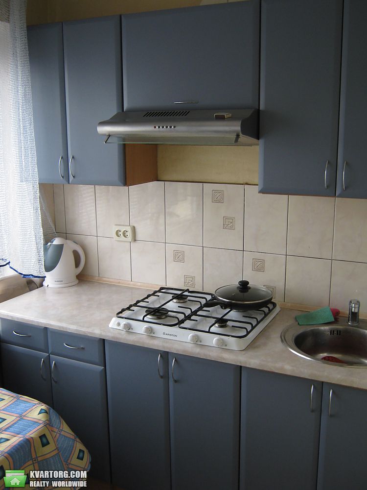 Rent out 2-room apartment. Киев,  Свободы пр — photo 6