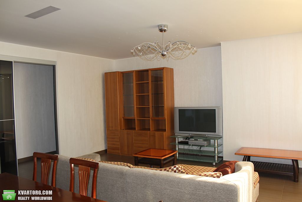 Rent out multi-room apartment. Киев, Воровского — photo 2
