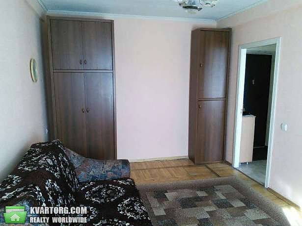 Sell 2-room apartment. Киев,  Зодчих — photo 2