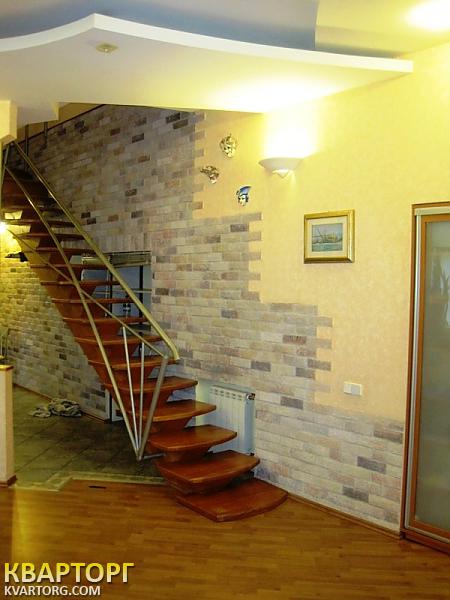 Rent out 3-room apartment. Киев,  Богдана Хмельницкого — photo 9
