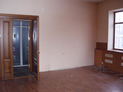 Rent out office. Днепропетровск, Артема — photo 9