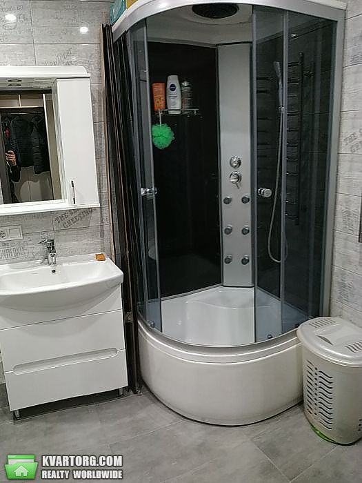 Rent out 1-room apartment. Киев,  Крушельницкой — photo 2