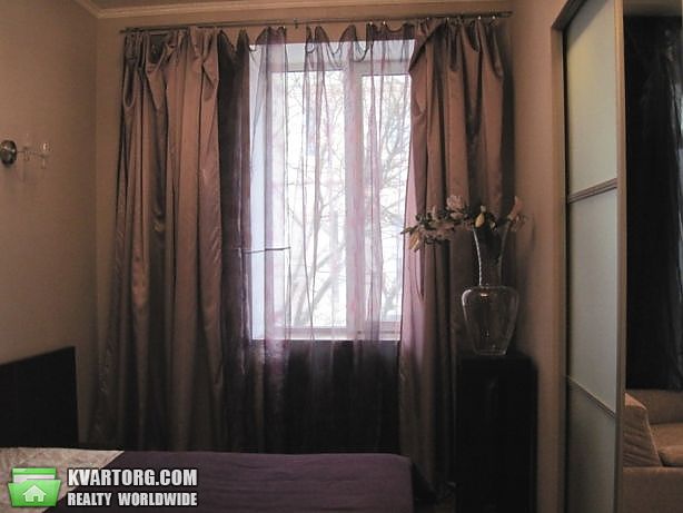 Rent out 2-room apartment. Киев,  Лютеранская — photo 6