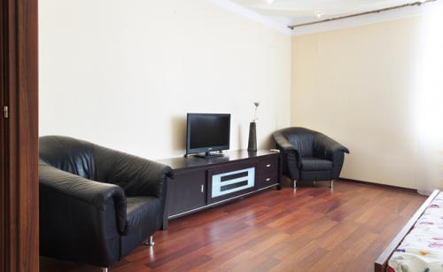 Rent out 2-room apartment. Одесса, Среднефонтанская, 19б — photo 1