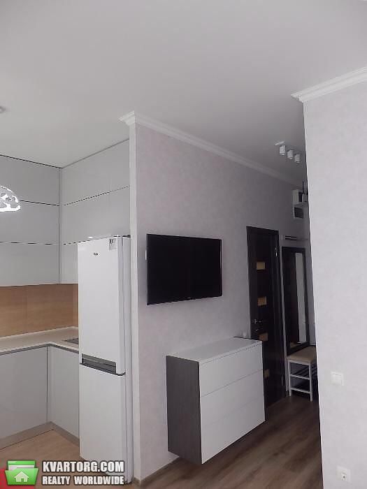 Rent out 1-room apartment. Киев,  Гмыри — photo 5