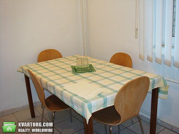 Rent out 3-room apartment. Киев,  Выборгская — photo 6