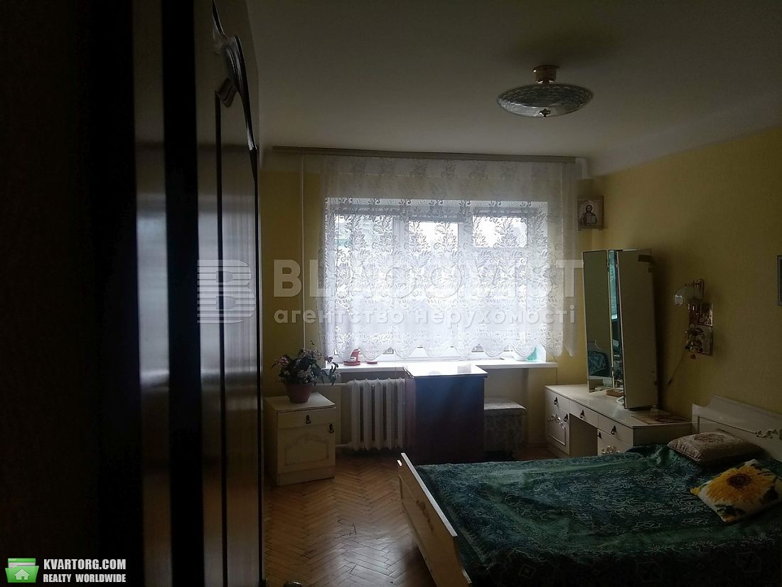 Sell 3-room apartment. Киев,  Владимиро-Лыбедская — photo 1