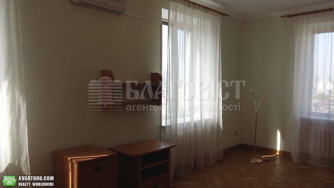 Rent out 3-room apartment. Киев,  Круглоуниверситетская — photo 7