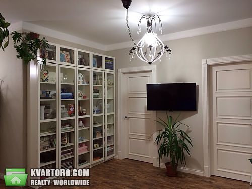 Sell 3-room apartment. Киев, Урловская — photo 9