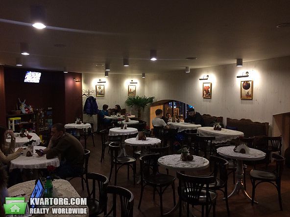 Rent out shop. Киев, Площадь Независимости — photo 1