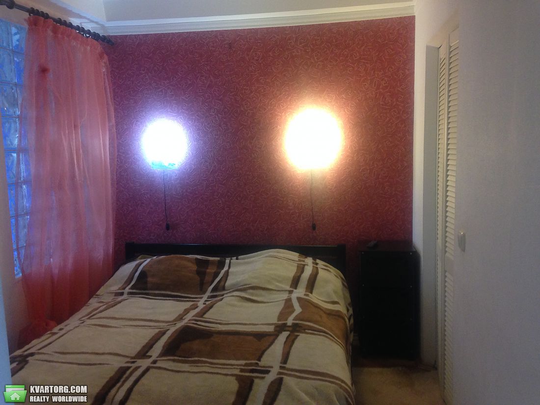 Sell 3-room apartment. Киев,  Багговутовская — photo 2