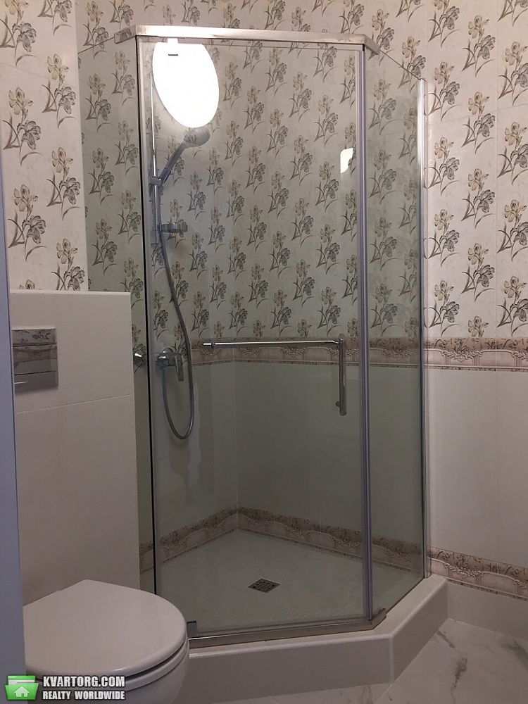 Rent out 2-room apartment. Киев,  Кондратюка — photo 5