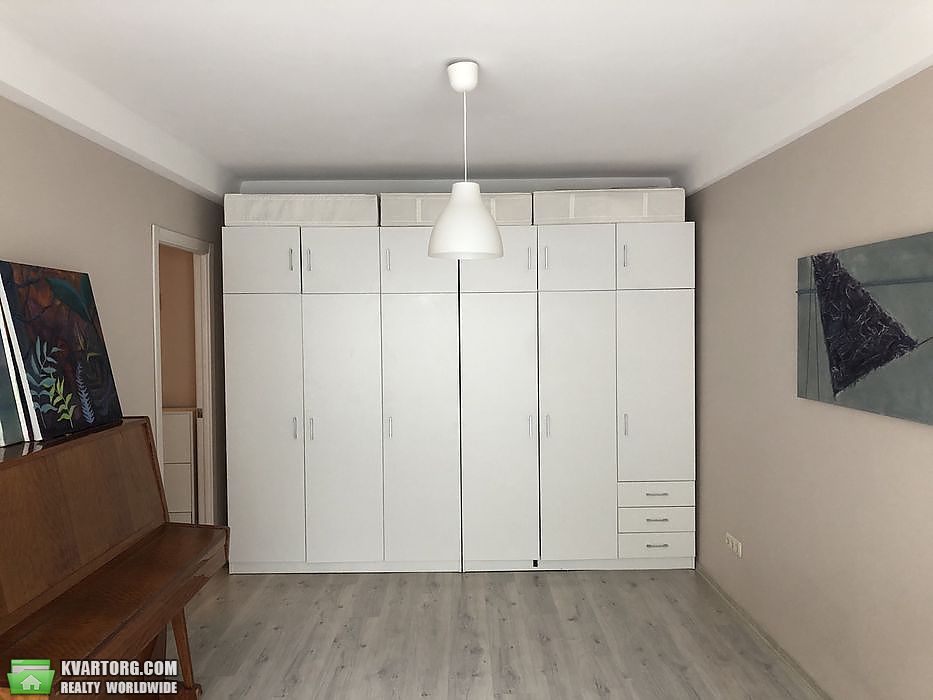 Sell 2-room apartment. Киев,  Васильковская — photo 2
