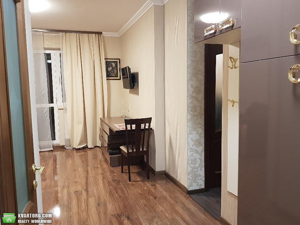 Rent out 2-room apartment. Киев,  Оболонский пр — photo 5