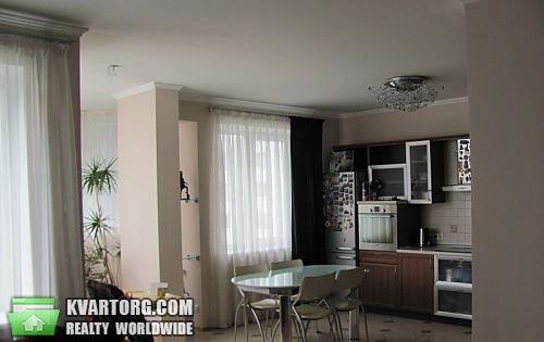 Rent out 3-room apartment. Киев, Бажана — photo 3