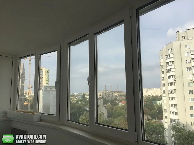 Rent out 1-room apartment. Киев,  Харьковское шоссе — photo 9