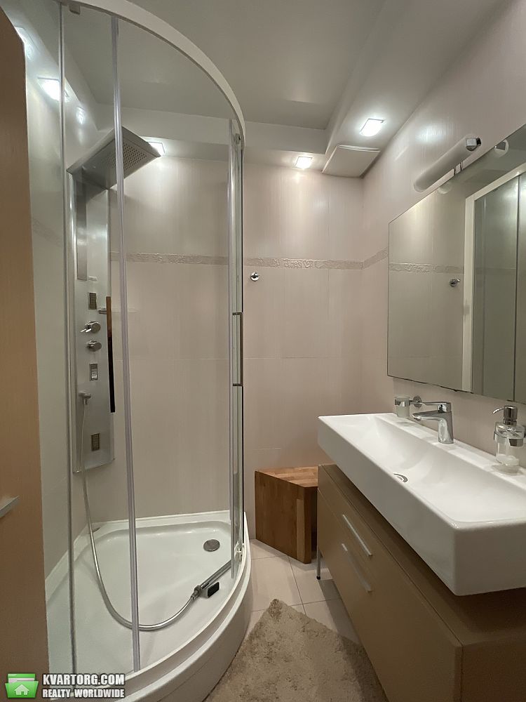 Rent out 3-room apartment. Киев,  Героев Сталинграда пр — photo 8