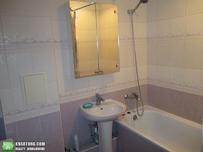 Sell 3-room apartment. Киев,  Приречная — photo 7
