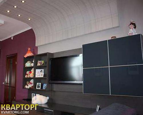 Sell house. Киев,  Садовая — photo 1