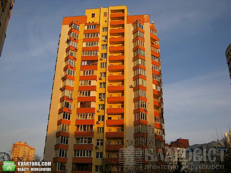 Sell 3-room apartment. Киев,  Урловская — photo 1
