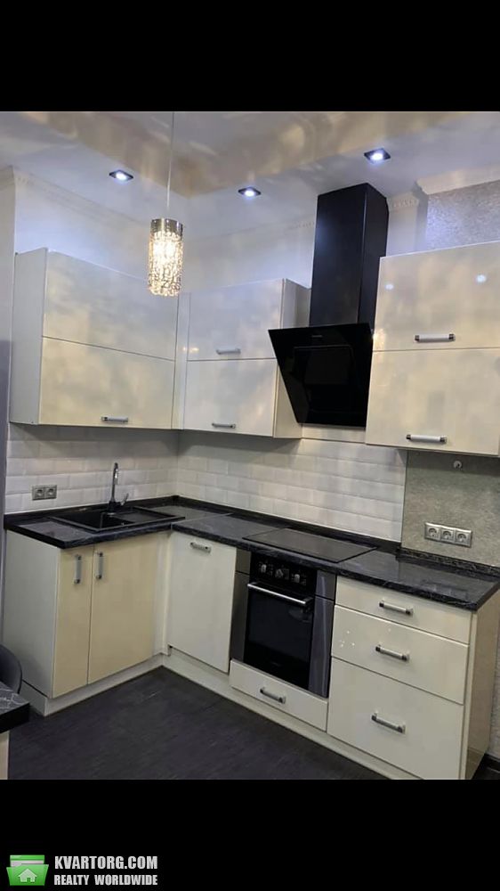 Rent out 1-room apartment. Киев,  Щорса — photo 10