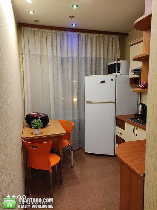 Rent out 2-room apartment. Киев,  Большая Васильковская — photo 1