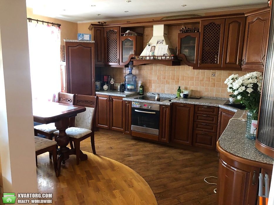 Sell 3-room apartment. Киев,  Порика — photo 1