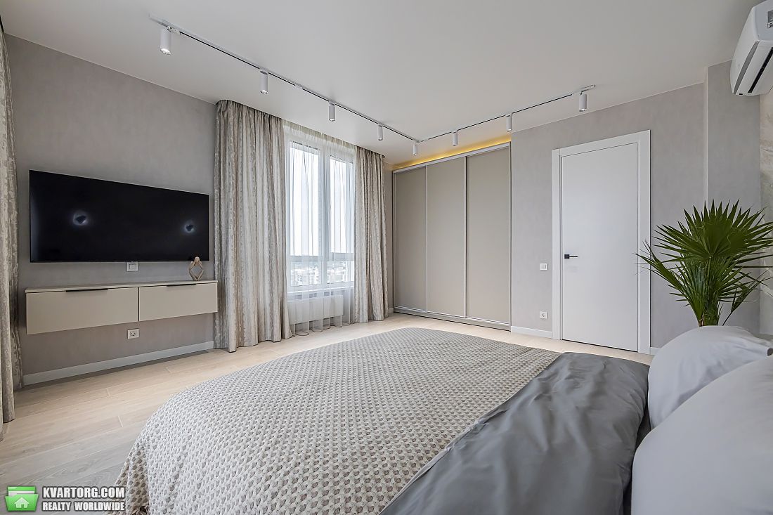Sell 3-room apartment. Киев,  Киквидзе — photo 3