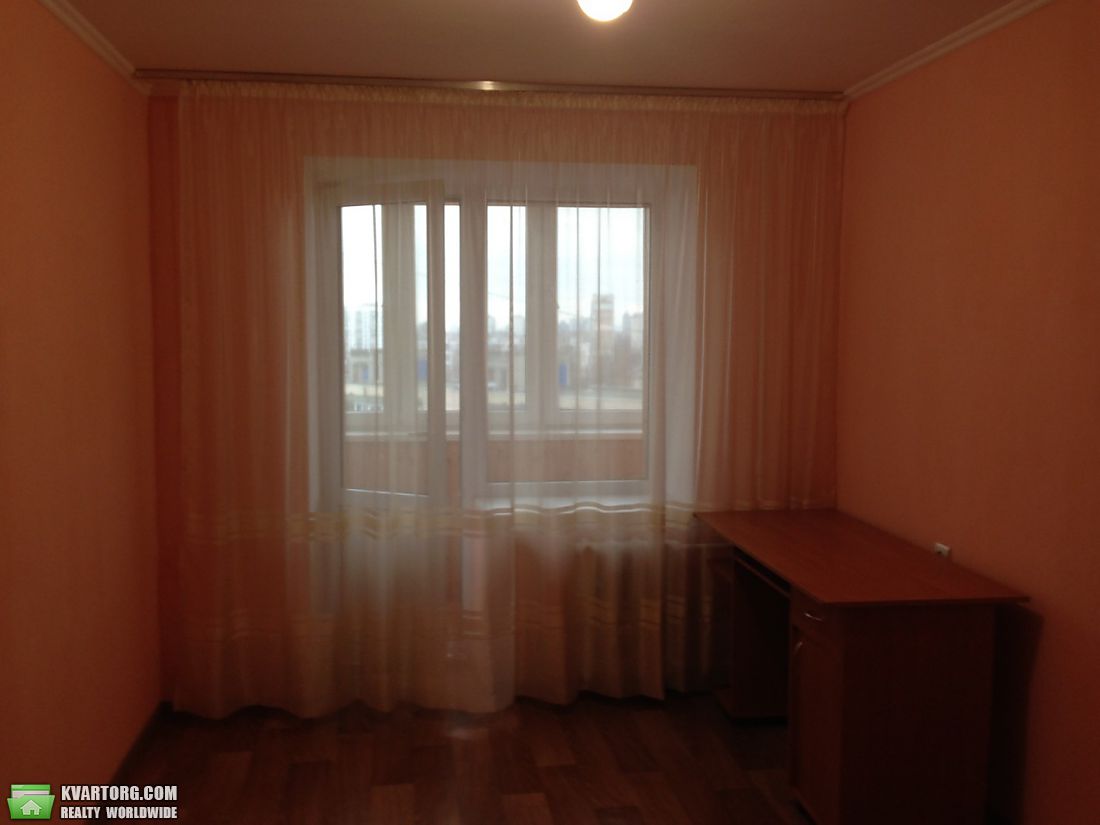 Rent out 2-room apartment. Киев,  Шолом-Алейхема — photo 4