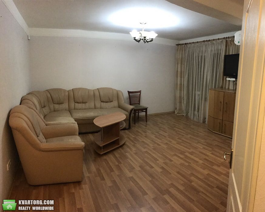 Rent out 1-room apartment. Киев,  Сеченова — photo 1