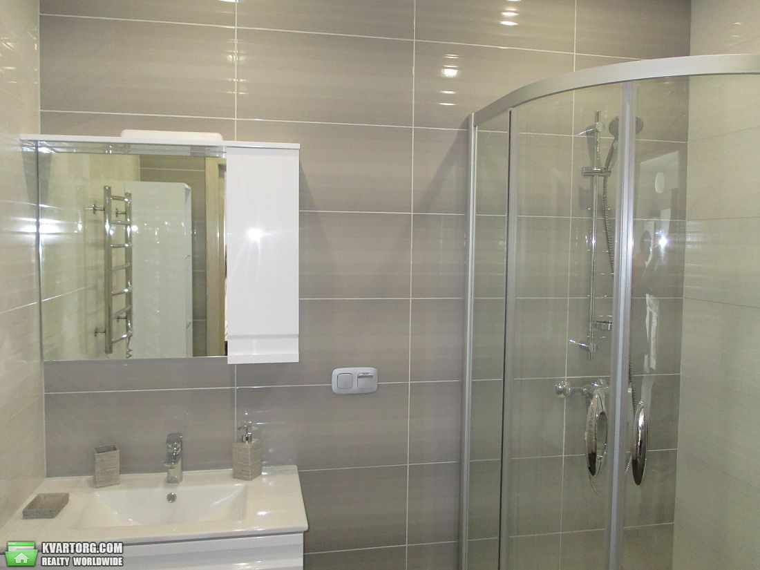 Rent out 1-room apartment. Киев,  Вышгородская — photo 4