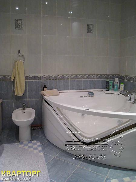 Sell 4-room apartment. Киев,  Уборевича — photo 9