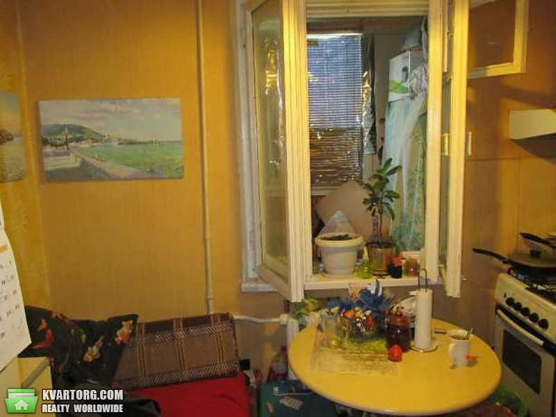 Sell 1-room apartment. Киев,  Зодчих — photo 5