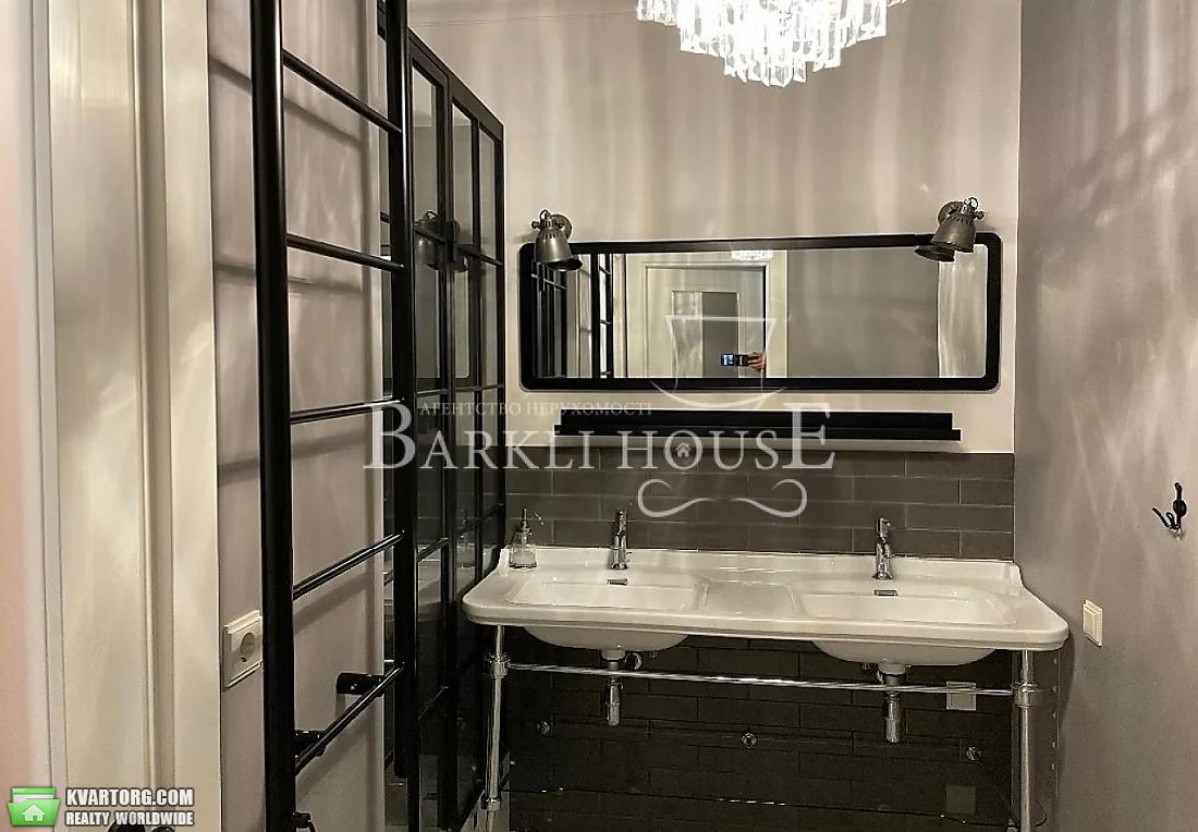 Rent out 4-room apartment. Киев,  Туманяна — photo 8