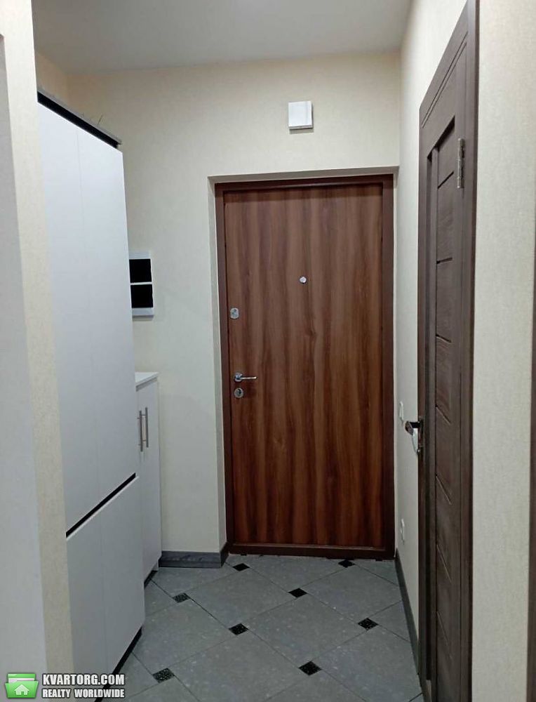 Rent out 1-room apartment. Киев, Вулиця Всеволода Змієнка — photo 1