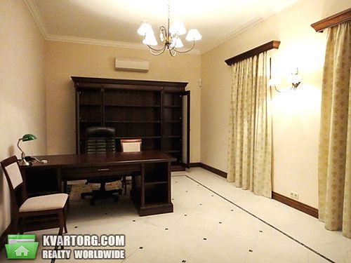 Rent out house. Киев,  Стратегическое шоссе — photo 4