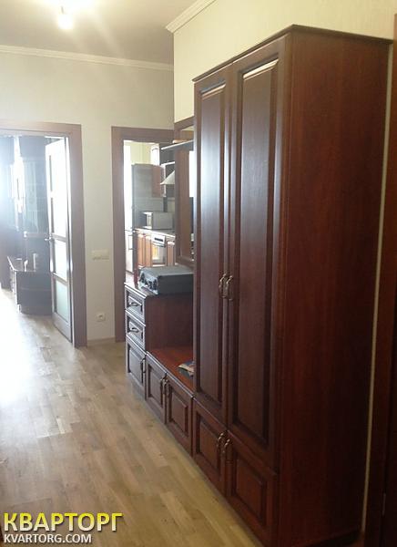 Rent out 2-room apartment. Киев, Каменева — photo 3