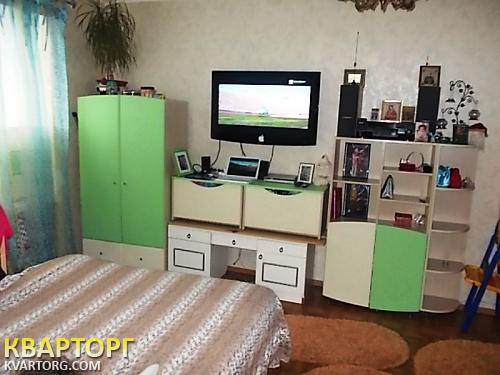 Rent out 1-room apartment. Киев,  Волынская — photo 1